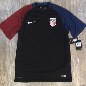 Nike US Men’s National Soccer Jersey DriFit Sz M